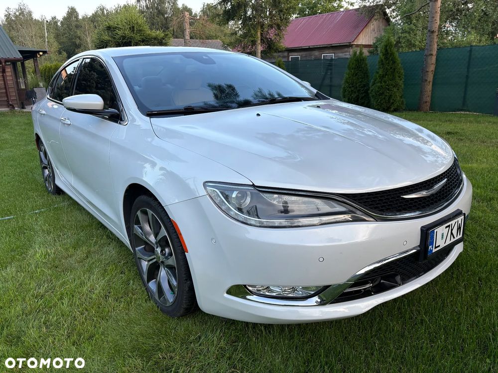 Chrysler 200 - 2