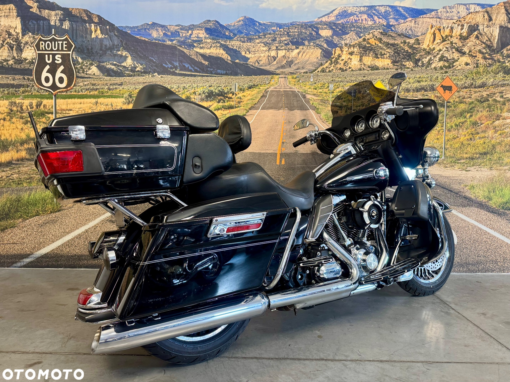 Harley-Davidson Touring Electra Glide - 8