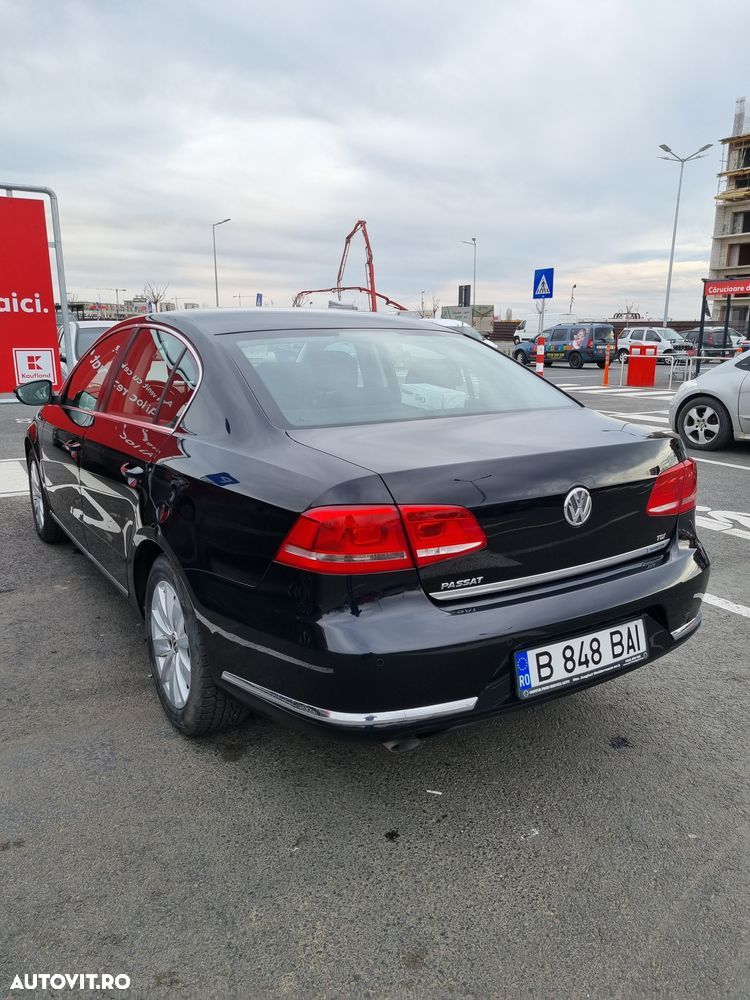 Volkswagen Passat - 5