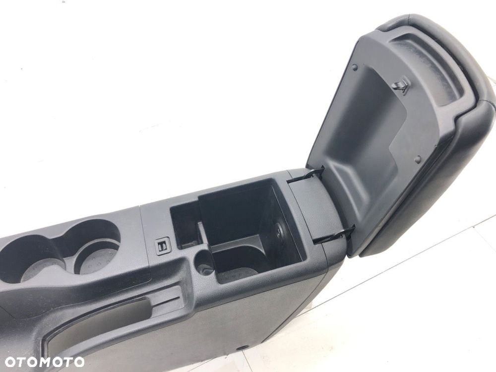 TUNEL ŚRODKOWY Z PODŁOKIETNIKIEM - 46.00 PLN - NISSAN QASHQAI / QASHQAI +2 I (J10, NJ10, JJ10E) - 6