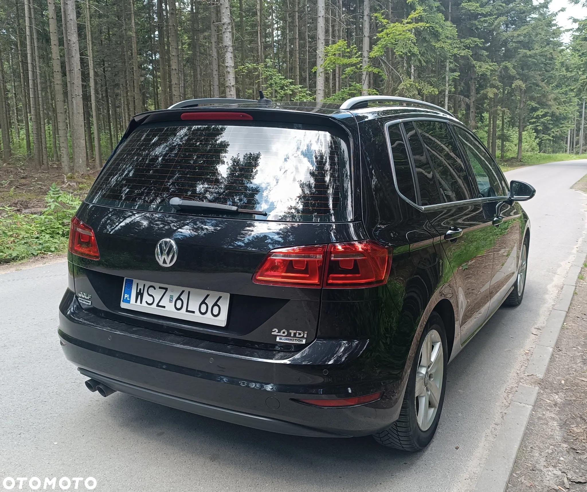 Volkswagen Golf 2.0 TDI (BlueMotion Technology) DSG Highline - 4