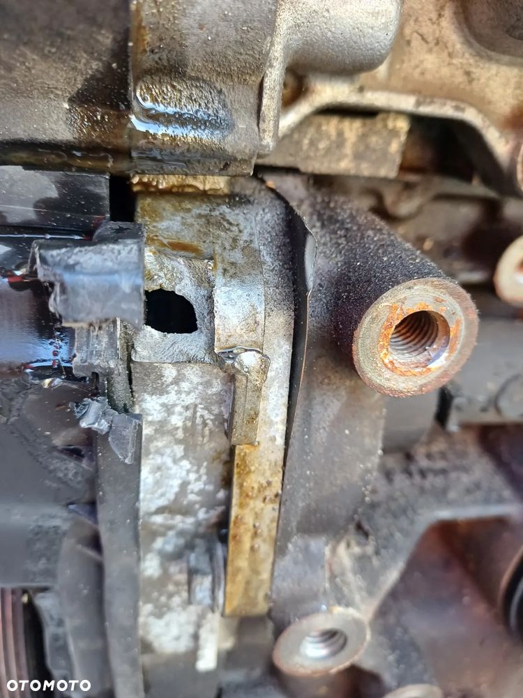 SILNIK K4M A804 RENAULT CLIO III SCENIC MEGANE SŁUPEK BLOK 1.6 BENZYNA - 9