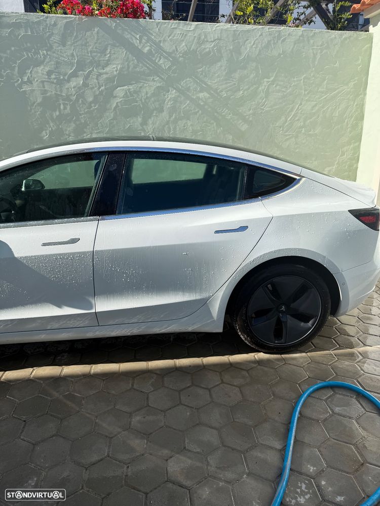 Tesla Model 3 Long-Range Dual Motor AWD - 11