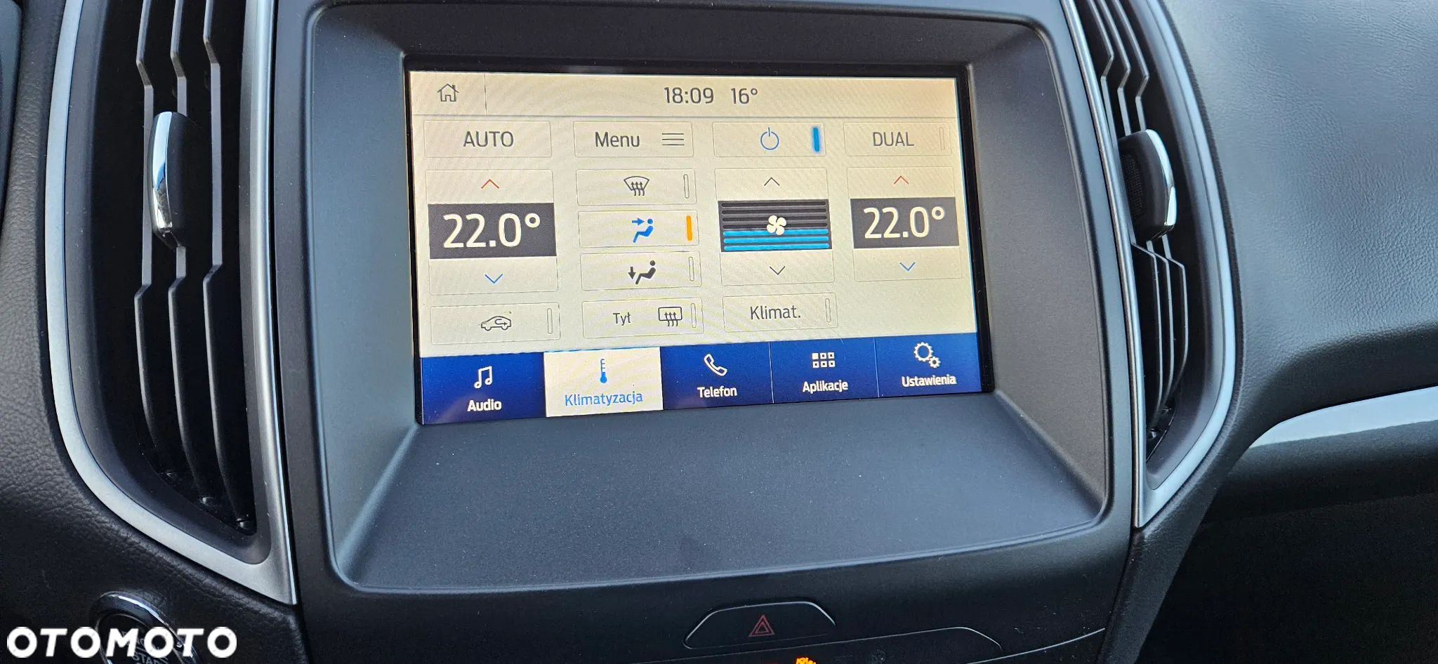 Ford Edge - 16