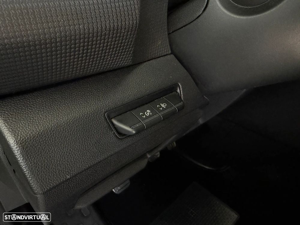 Renault Trafic 2.0 IVA Dedutível 3Lugares L1H1 - 20