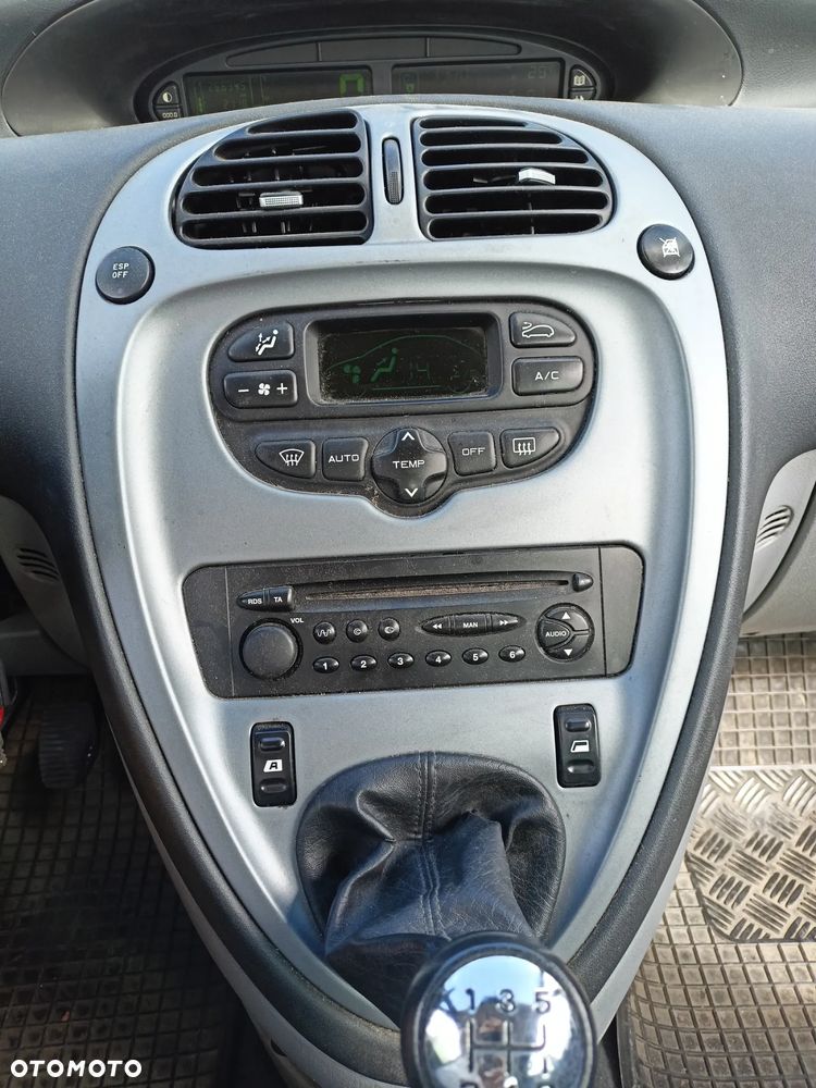 Citroën Xsara Picasso - 11