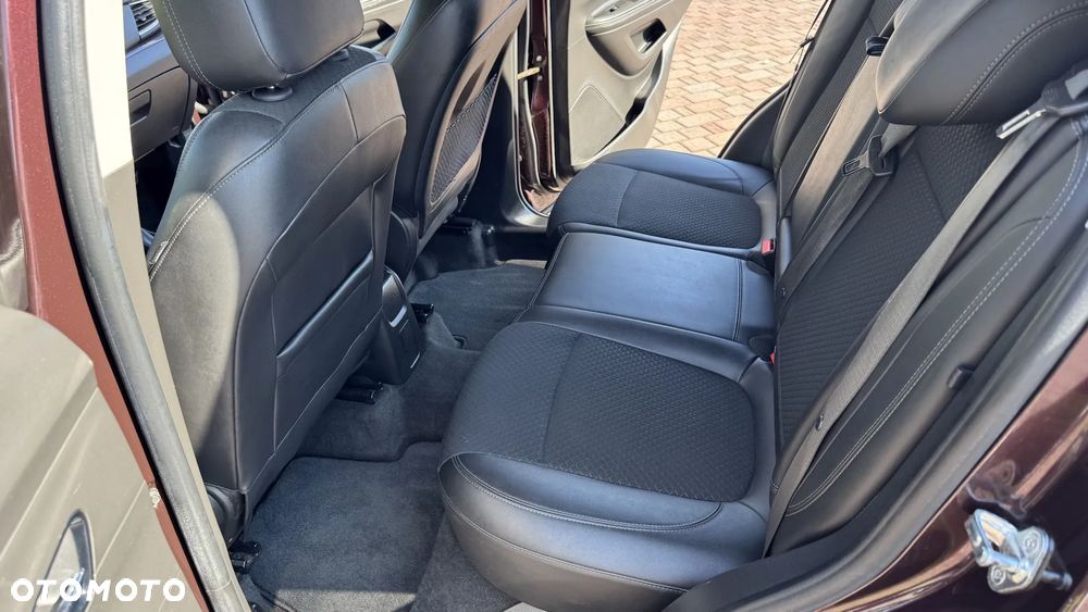 Buick Encore - 23