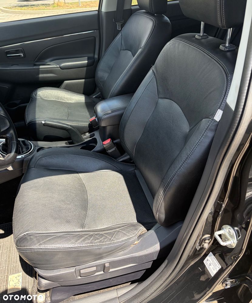 Mitsubishi ASX 1.8 DID Instyle NAVI 4WD AS&G - 13