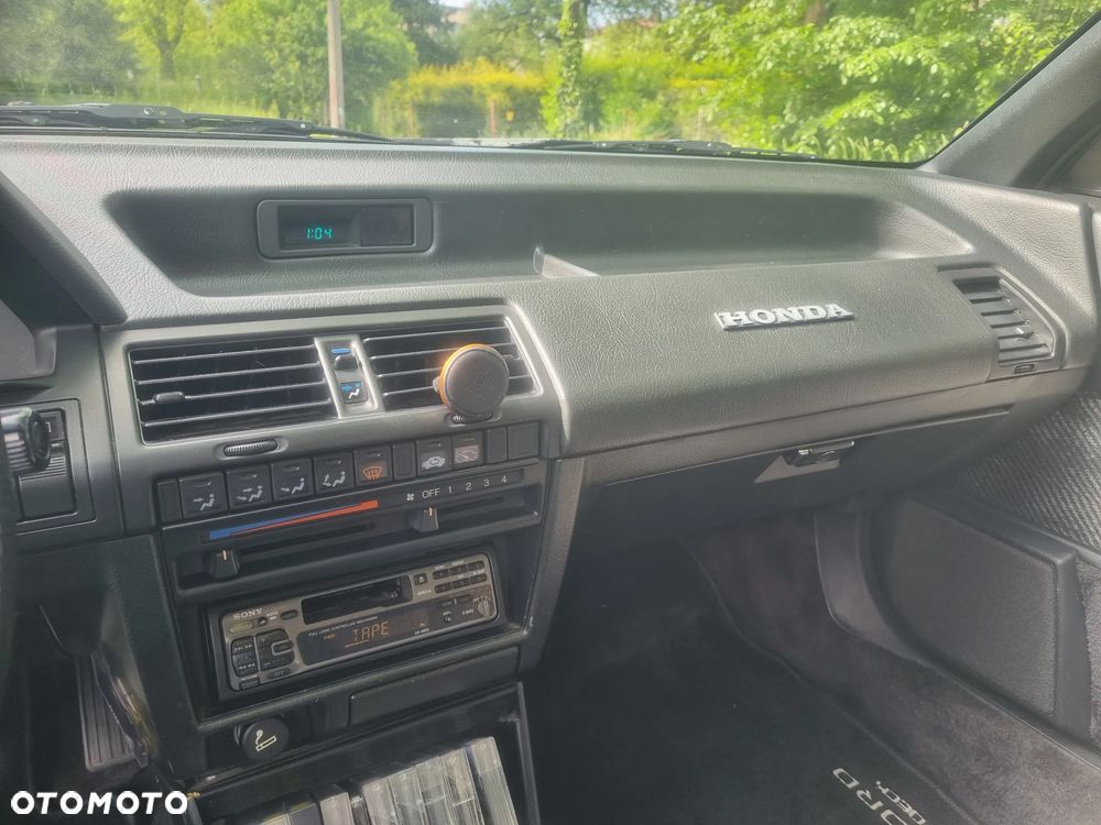 Honda Accord 2.0i EX - 12