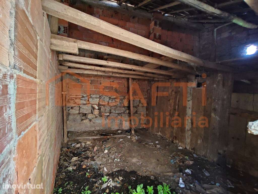 CASINHA DE CAMPO T4, COM ANEXOS, TERRENO DE CULTIVO E ALGUMAS OLIVE... - Grande imagem: 4/32