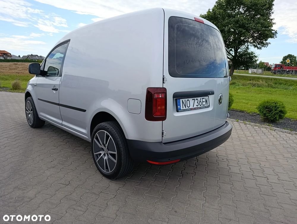 Volkswagen Caddy - 9