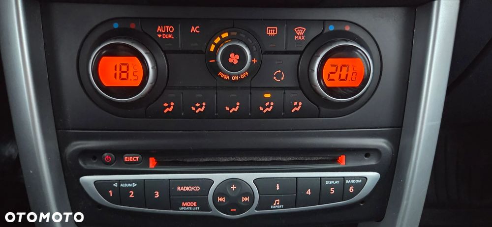 Renault Koleos 2.0 dCi FAP 4x4 Expression - 17