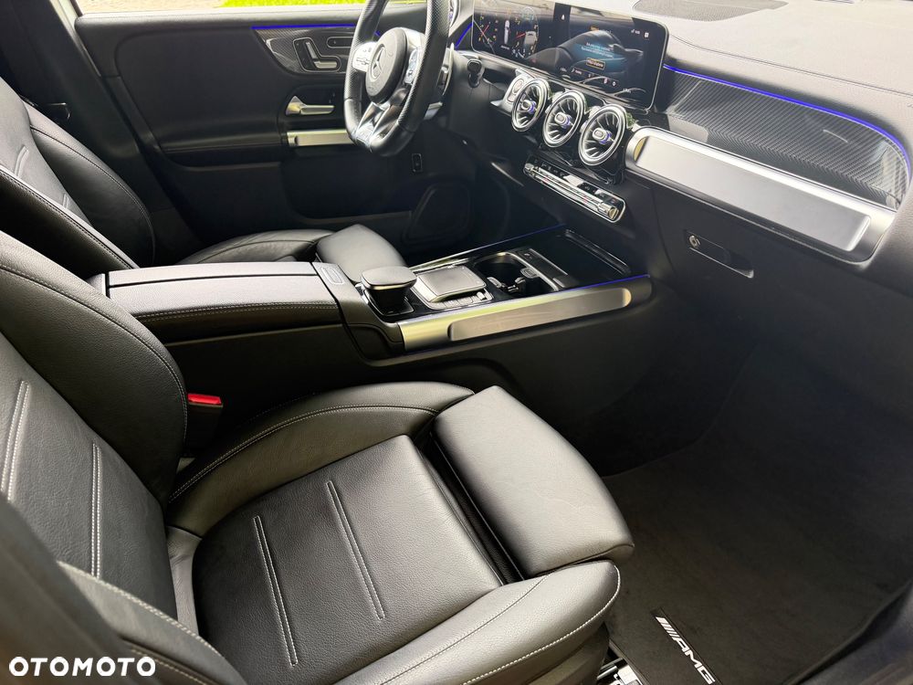 Mercedes-Benz GLB AMG 35 4Matic AMG Speedshift DCT 8G - 32