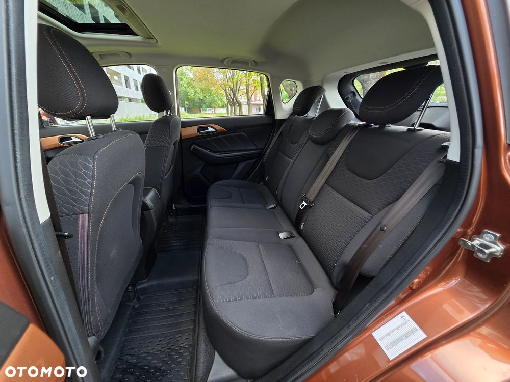 BAIC Senova X35 - 23