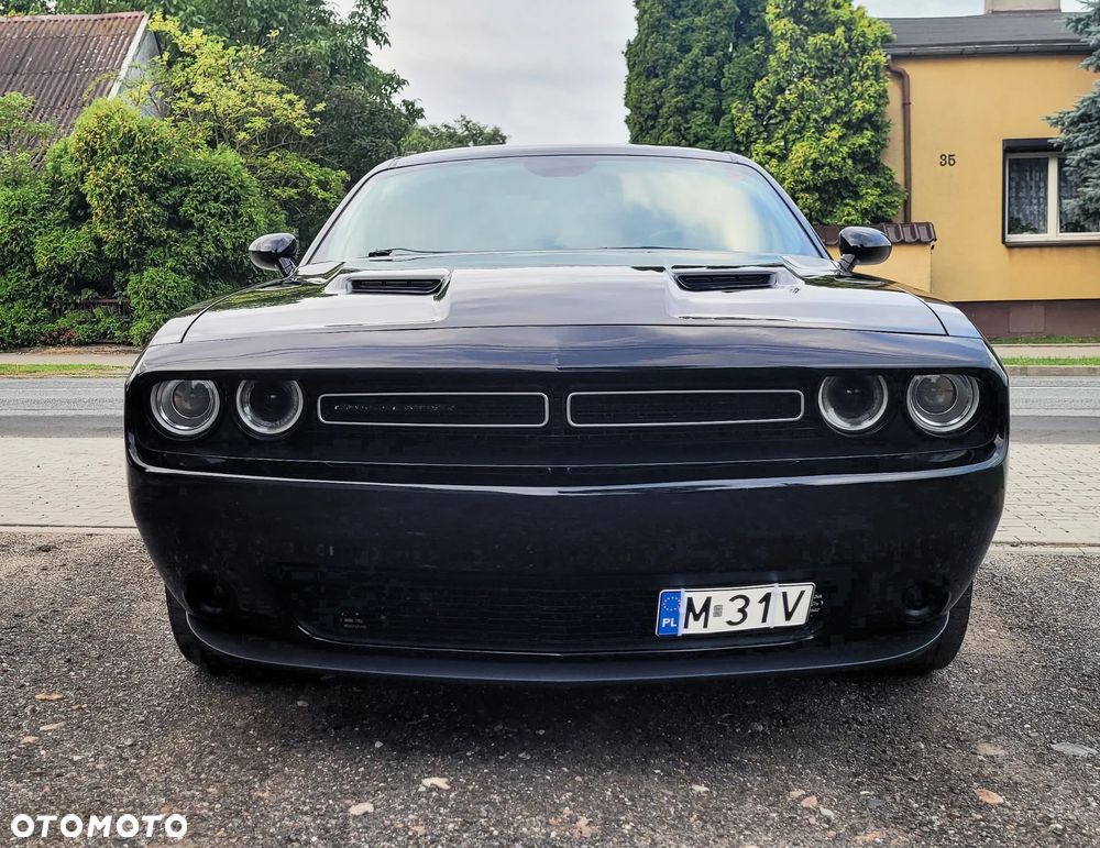 Dodge Challenger - 6