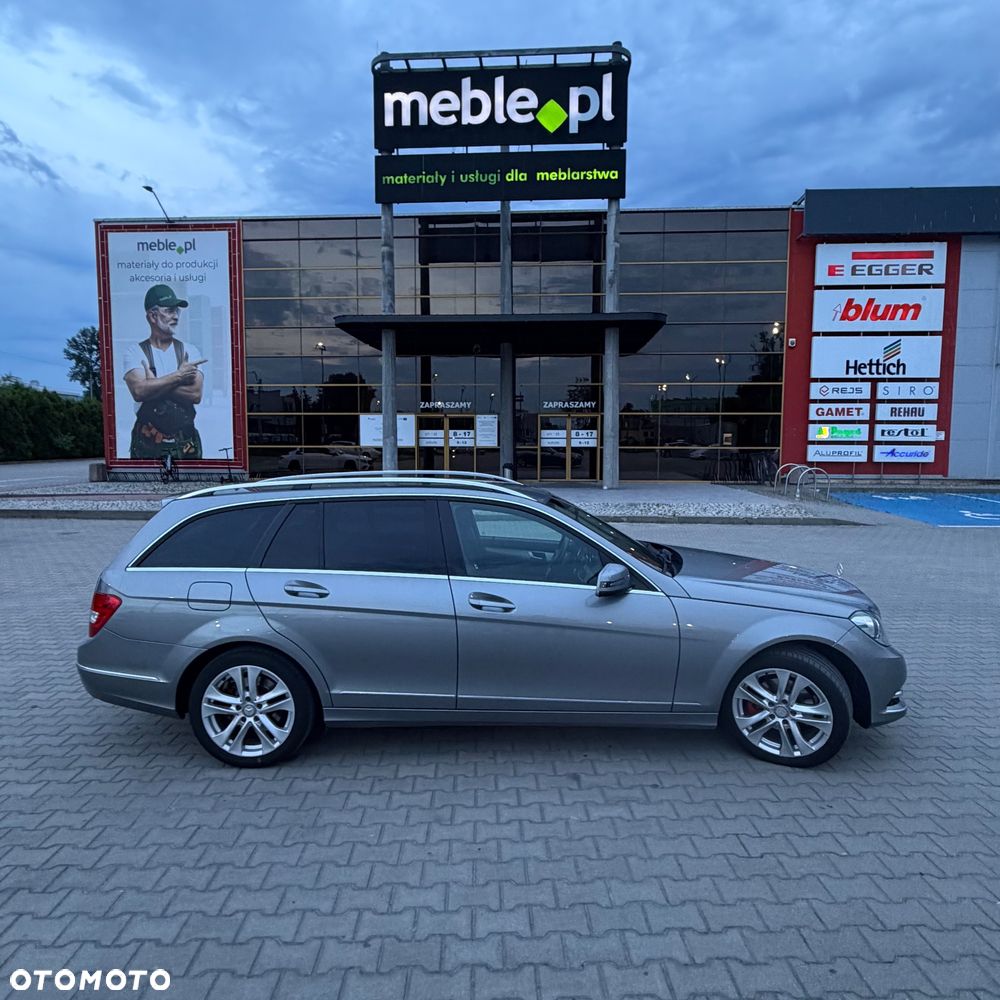 Mercedes-Benz Klasa C 220 CDI 7G-TRONIC Avantgarde Edition - 4