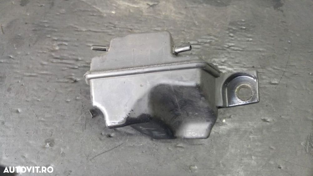 rezervor vacuum 1.6 hdi 9hz citroen c4 - 2