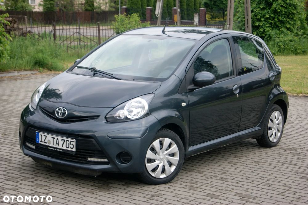 Toyota Aygo Connect - 2
