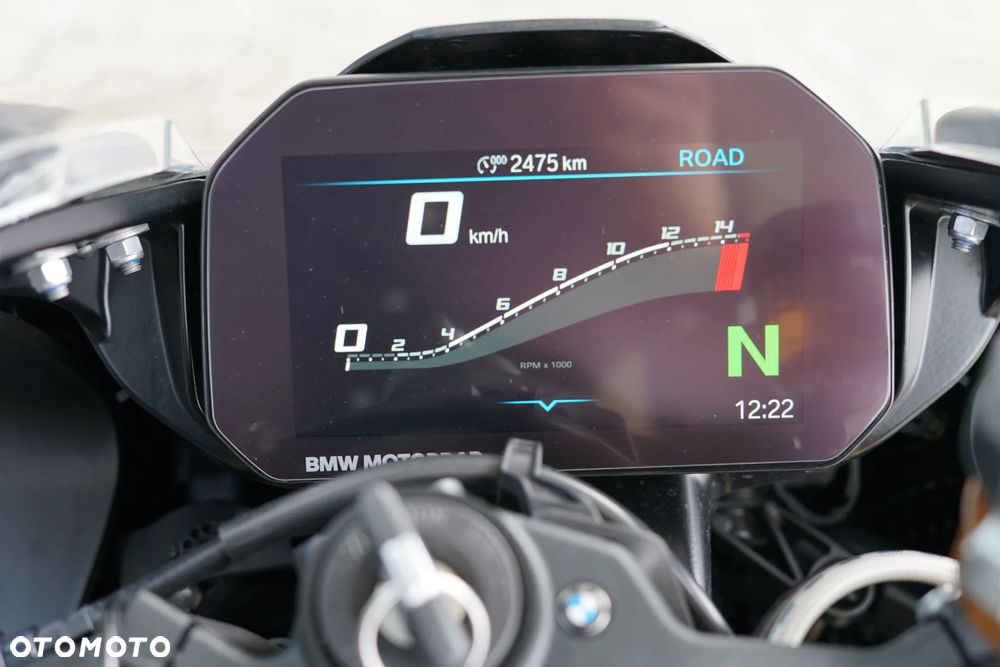 BMW S - 24