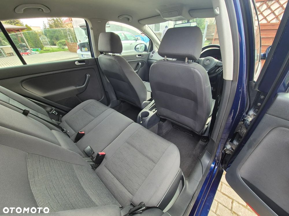 Volkswagen Golf Plus - 8