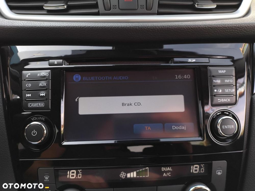 Nissan Qashqai 1.2 DIG-T N-Connecta EU6 - 18