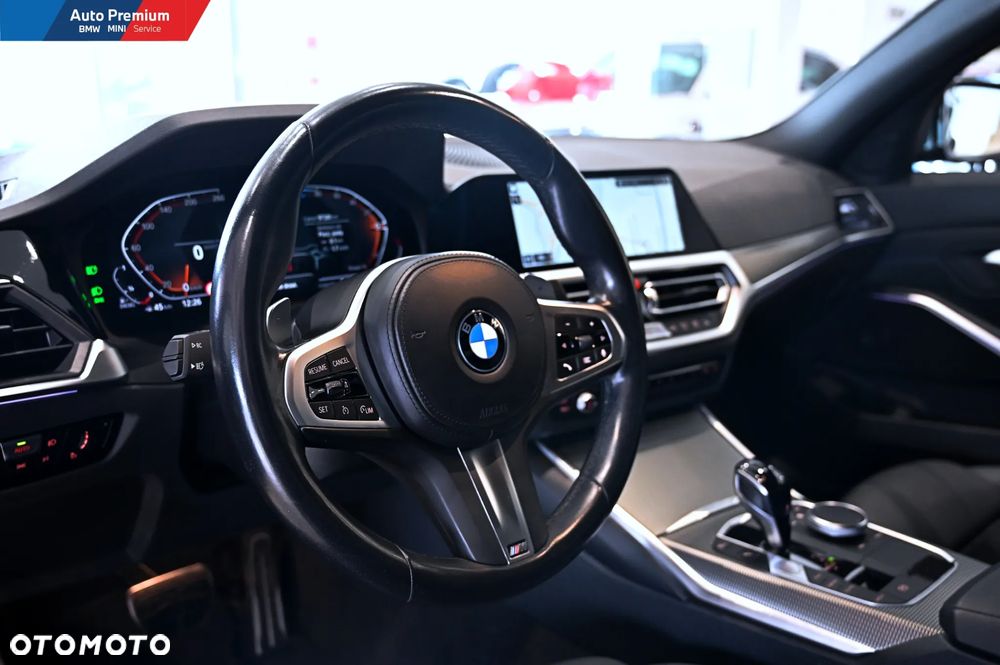 BMW Seria 3 320d xDrive M Sport sport - 14
