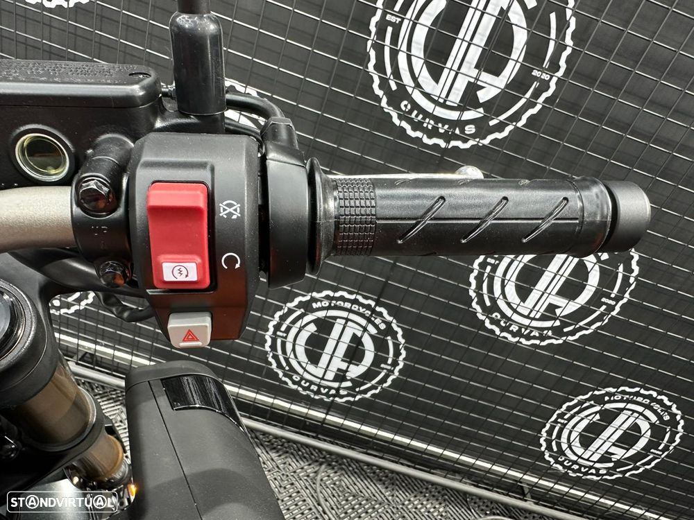 Honda CB 650 R E-CLUTCH 2026 - 9