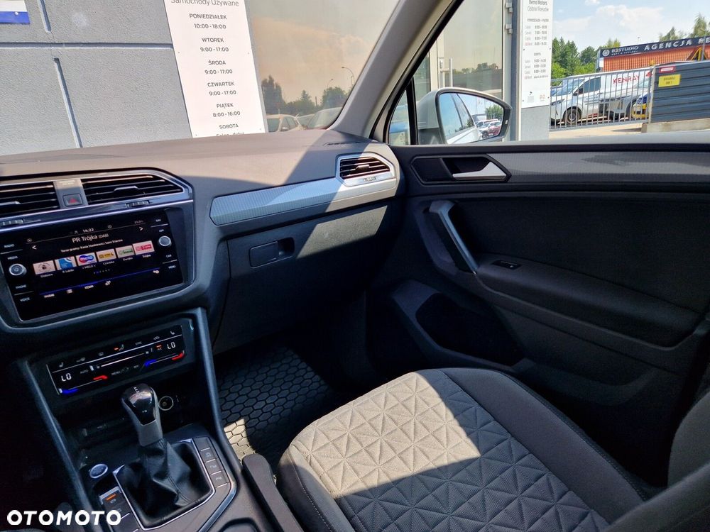 Volkswagen Tiguan 1.5 TSI EVO Elegance DSG - 17