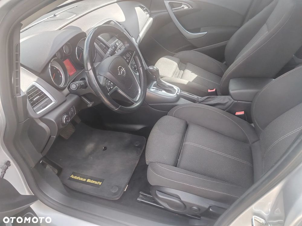 Opel Astra - 11