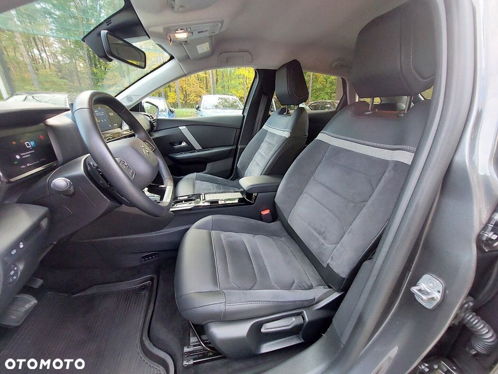 Citroën C4 1.2 mHEV Max eDCT6 - 12