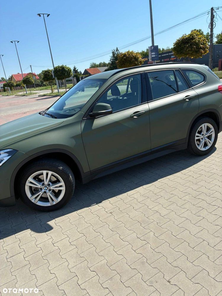 BMW X1 xDrive18d - 15