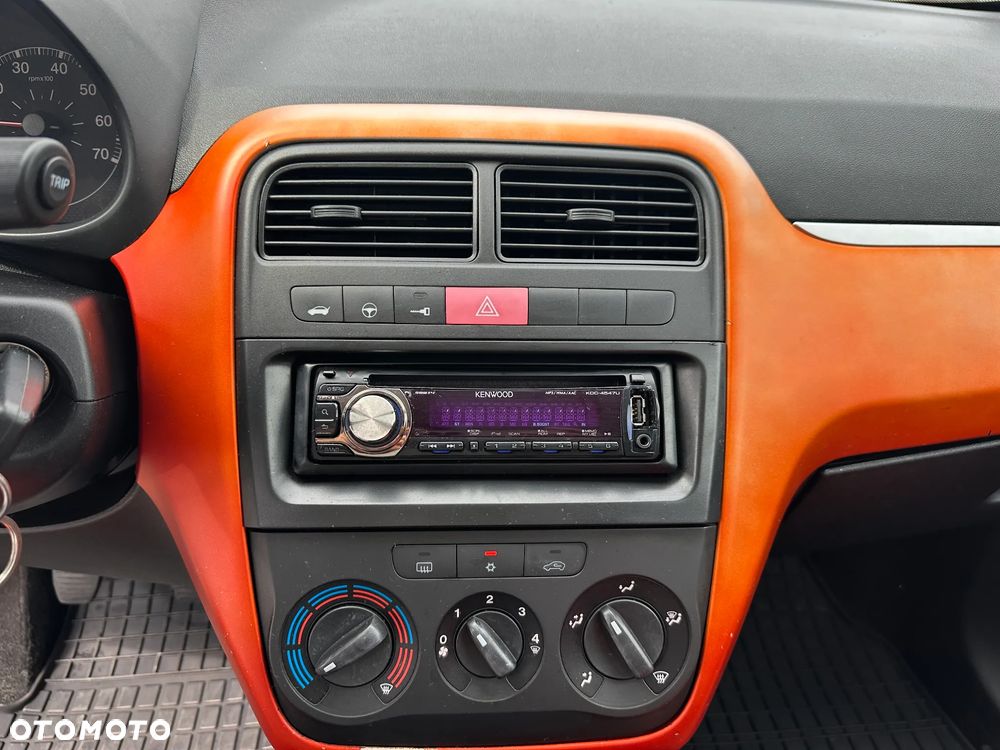 Fiat Grande Punto 1.4 8V Speed - 16