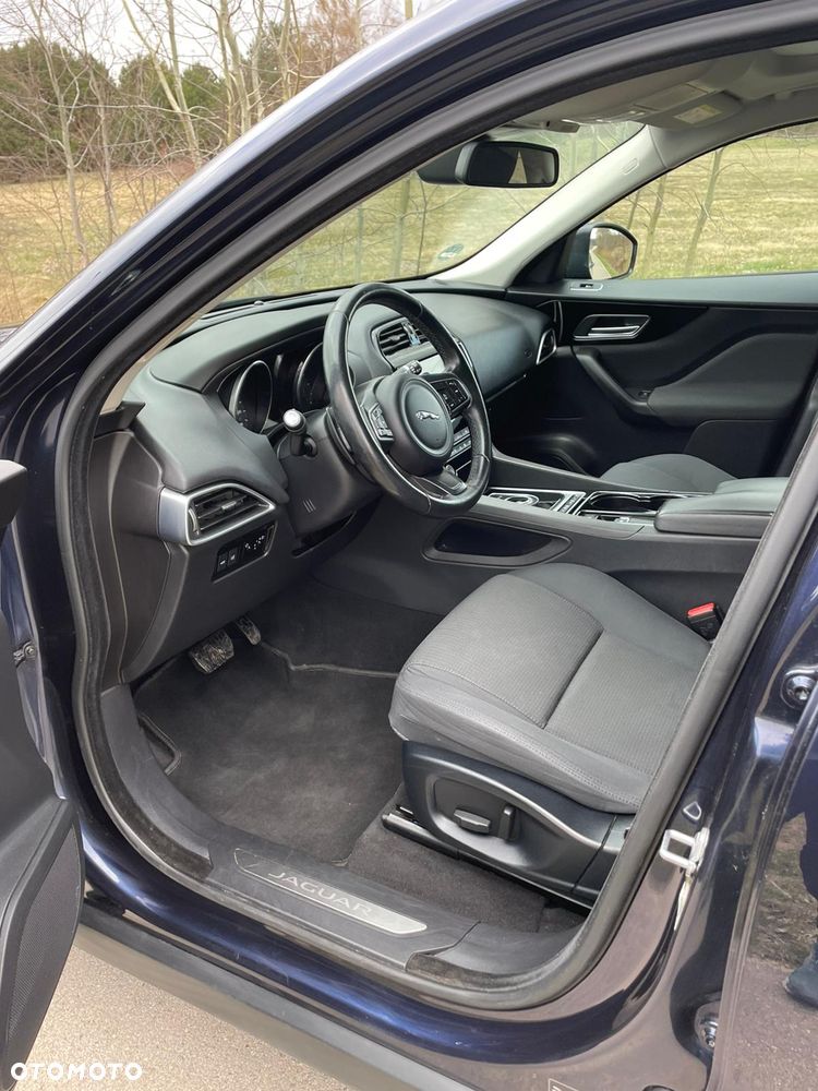 Jaguar F-Pace 20d AWD Prestige - 6