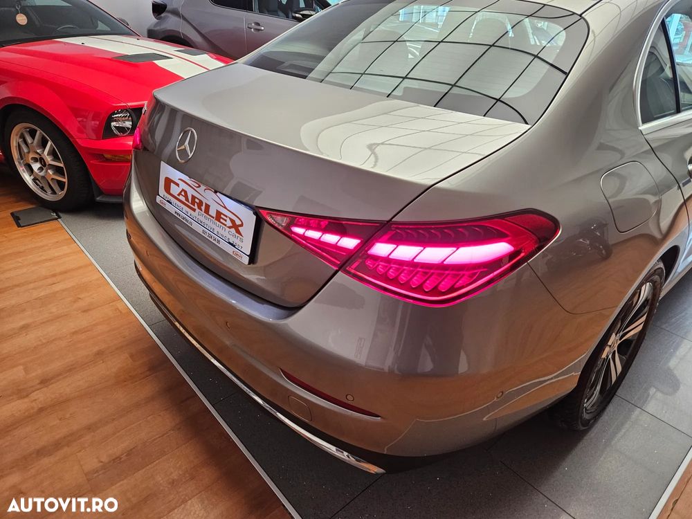 Mercedes-Benz C 300 MHEV - 32