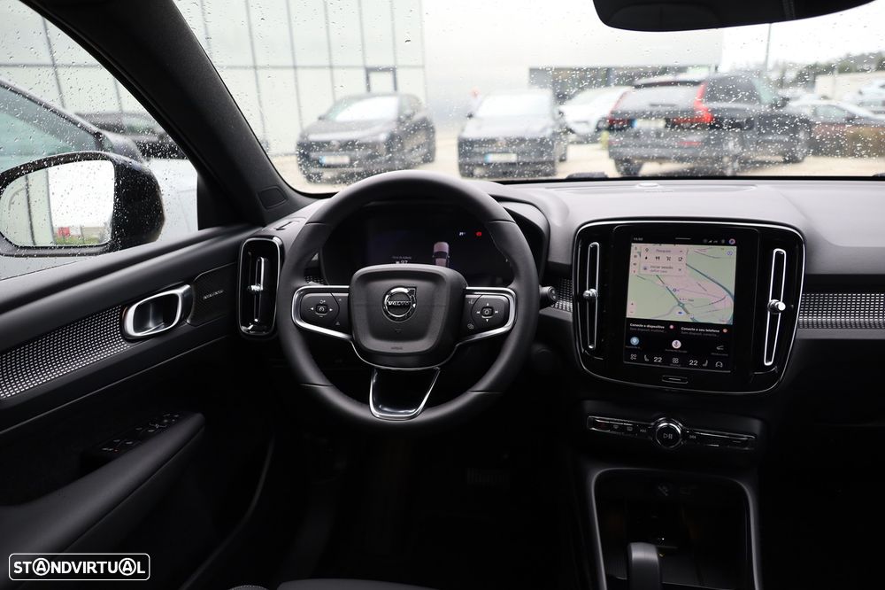 Volvo EX40 82 kWh Single Motor Extended Range Plus - 26