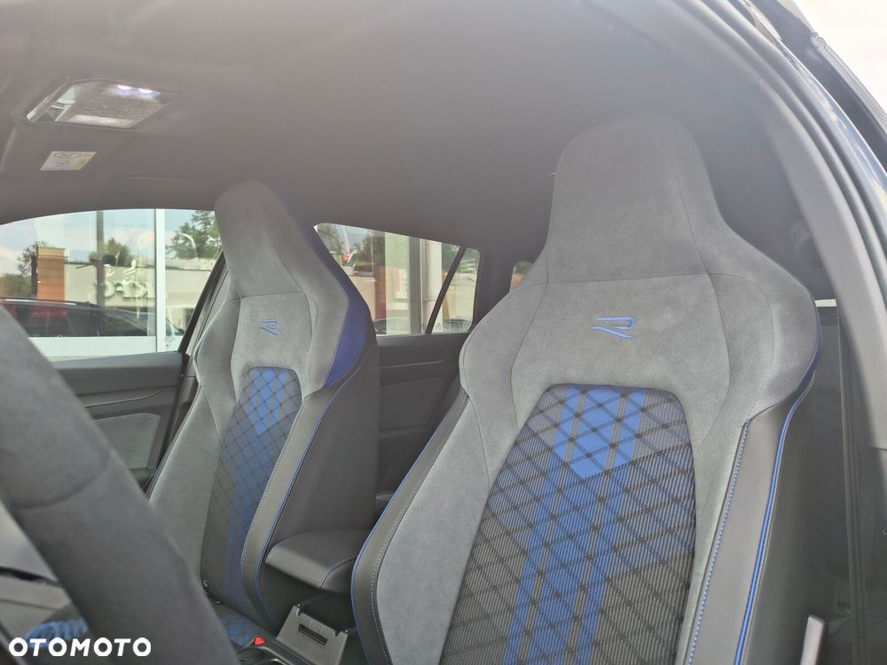 Volkswagen Golf Variant 2.0 TSI 4Motion R - 19