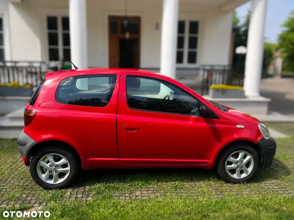 Toyota Yaris 1.0 Base - 3