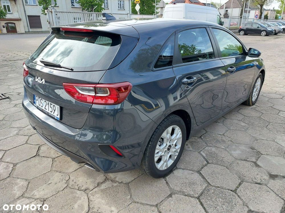 Kia Ceed - 9