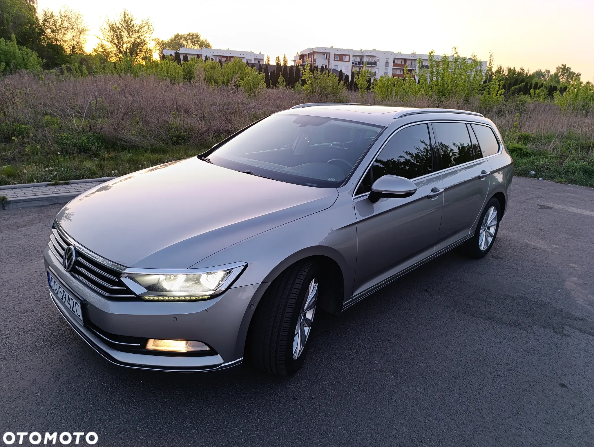 Volkswagen Passat 2.0 TDI BMT Highline - 29