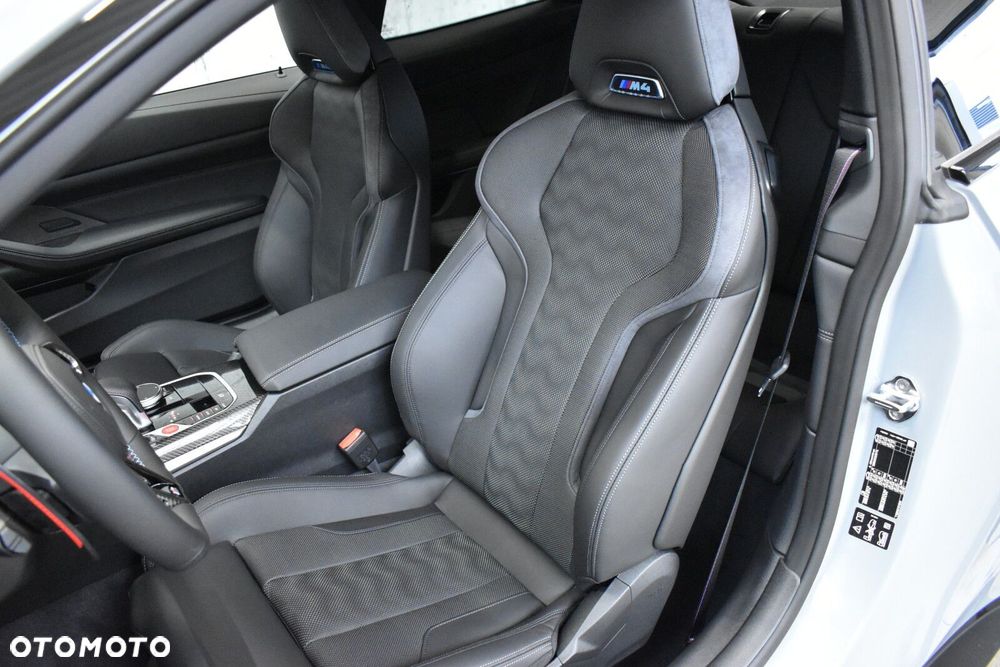 BMW M4 Competition M xDrive - 10