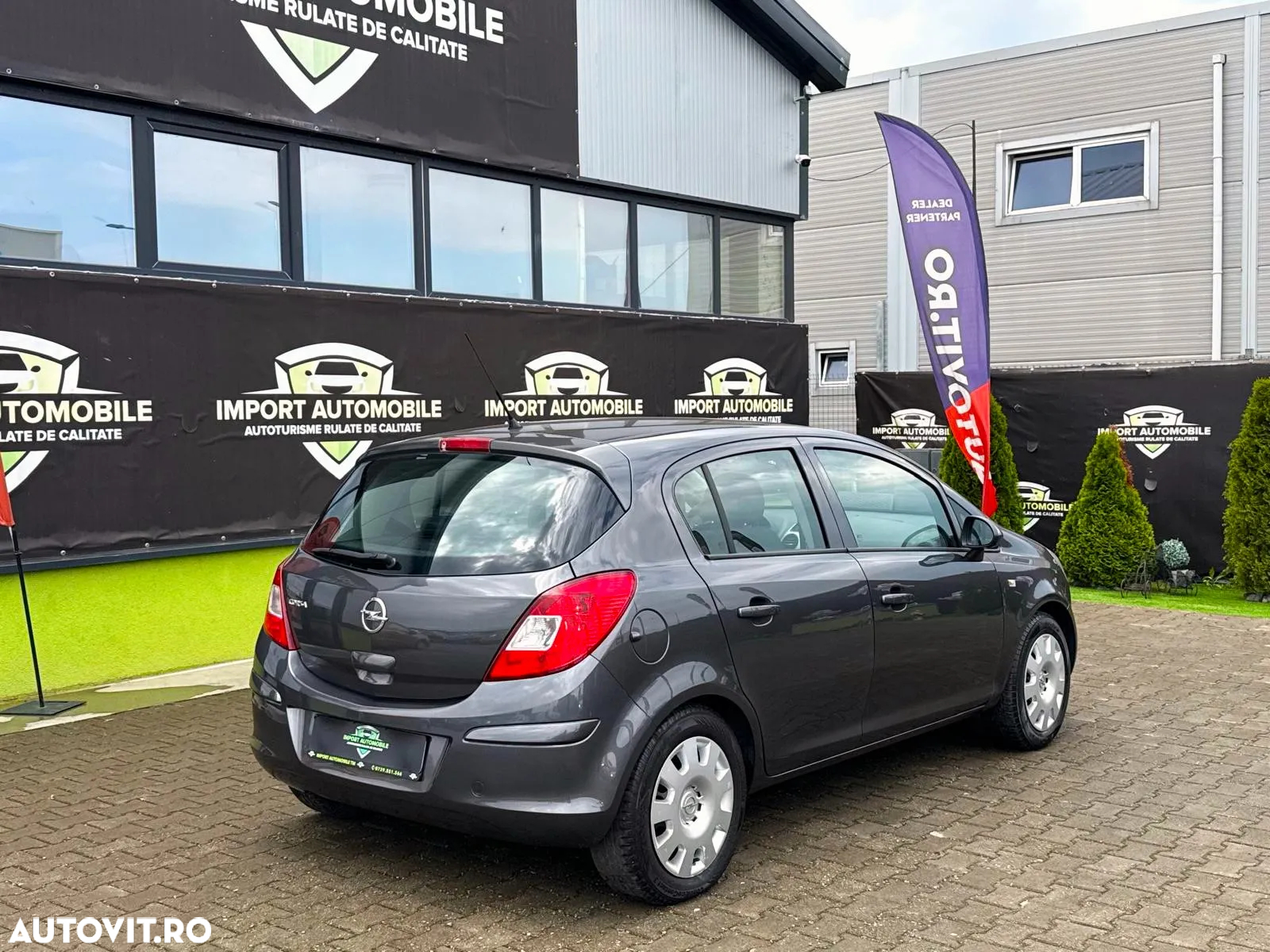 Opel Corsa 1.2 Essentia - 11