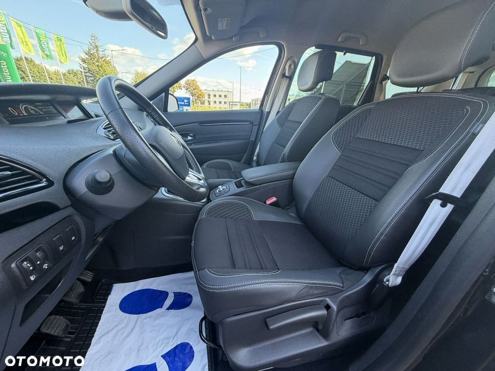 Renault Grand Scenic ENERGY TCe 130 BOSE EDITION - 18