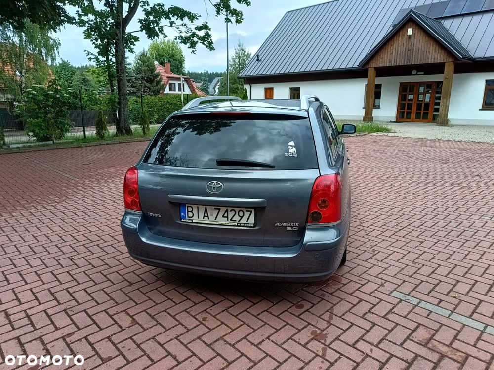 Toyota Avensis 2.0 VVT-i Sol - 4
