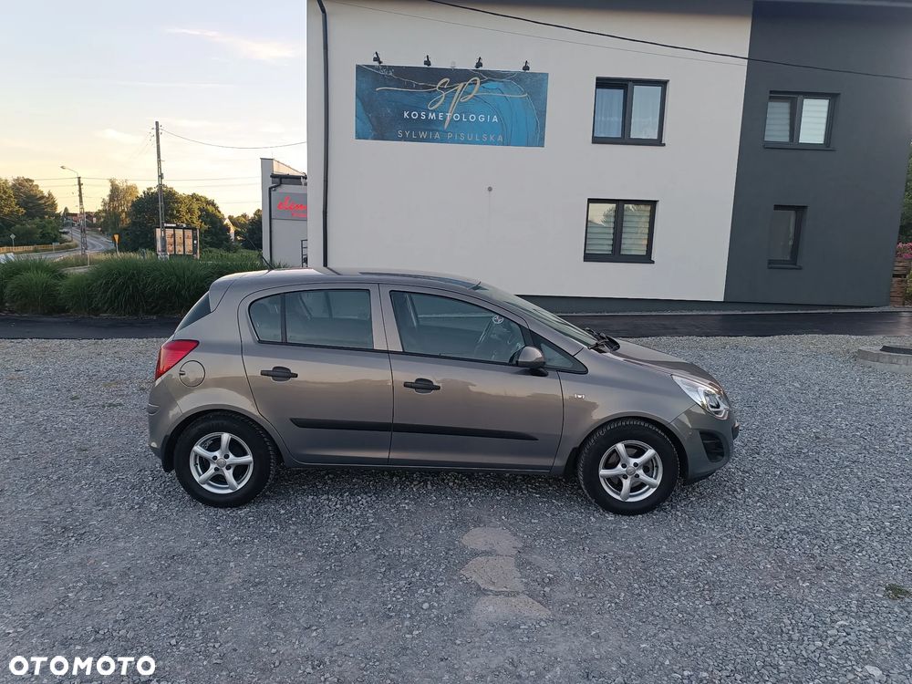 Opel Corsa 1.2 16V Enjoy - 8
