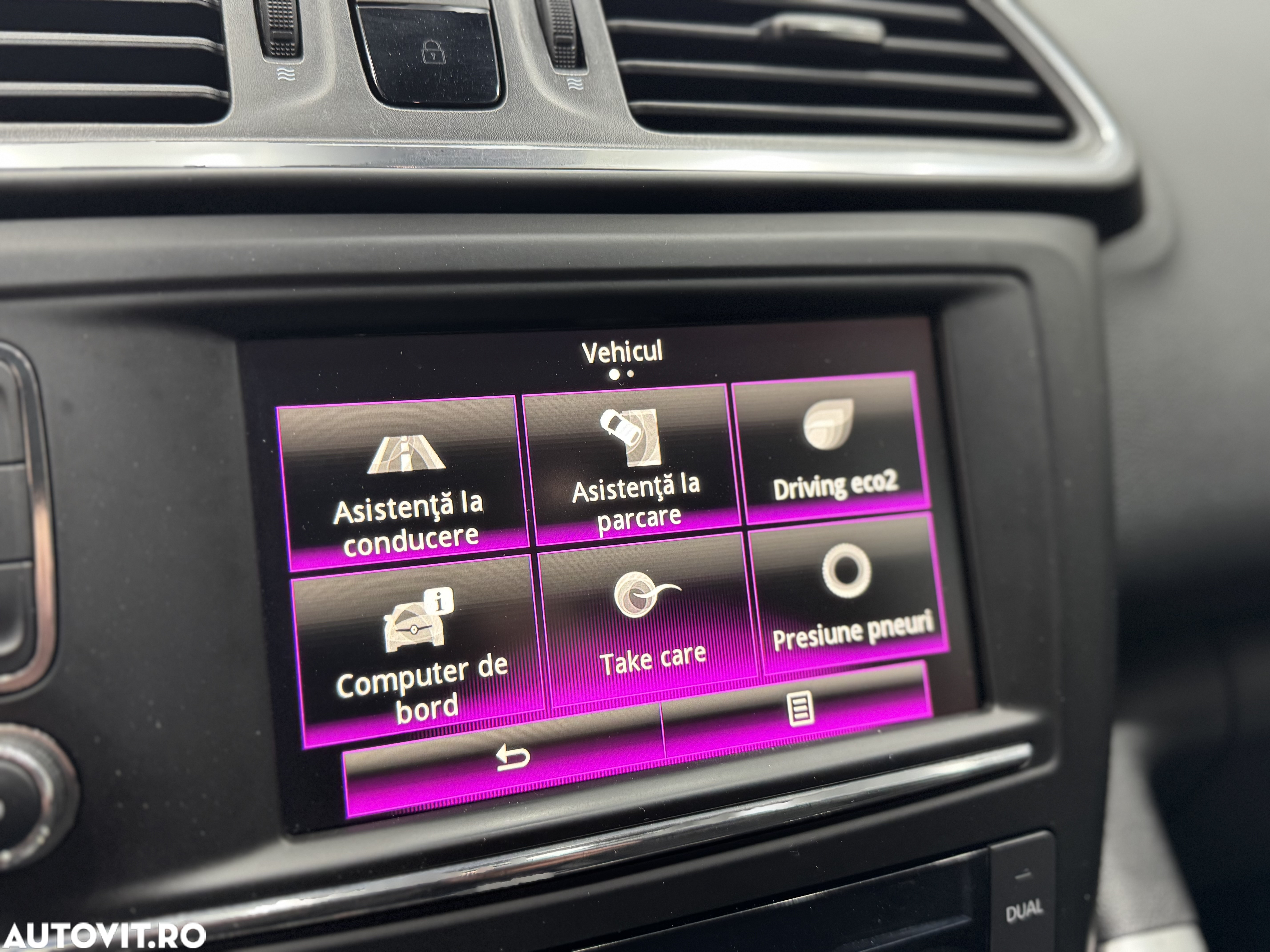 Renault Kadjar Energy dCi 110 EDC LIMITED - 11