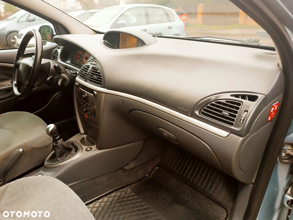 Citroën C5 Tourer HDi 135 FAP Business Class - 19