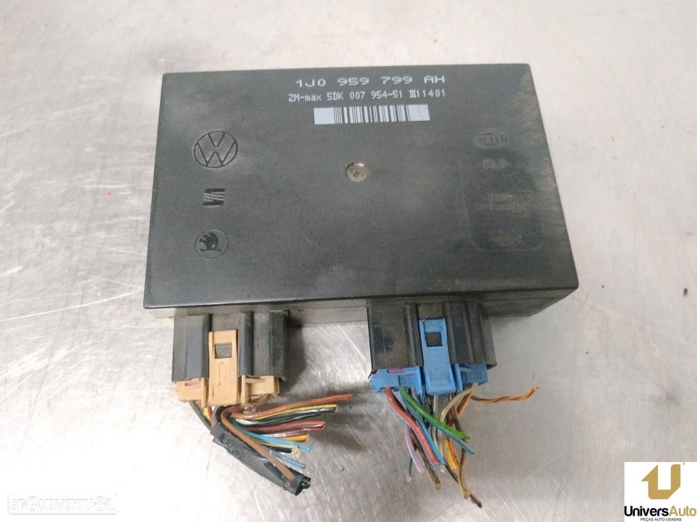 CENTRALINA FECHO SEAT LEON 2001 -1J0959799AH - 4