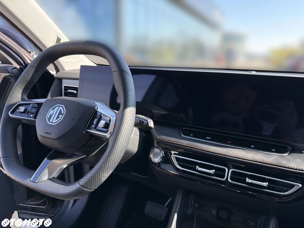 MG HS PHEV - 13