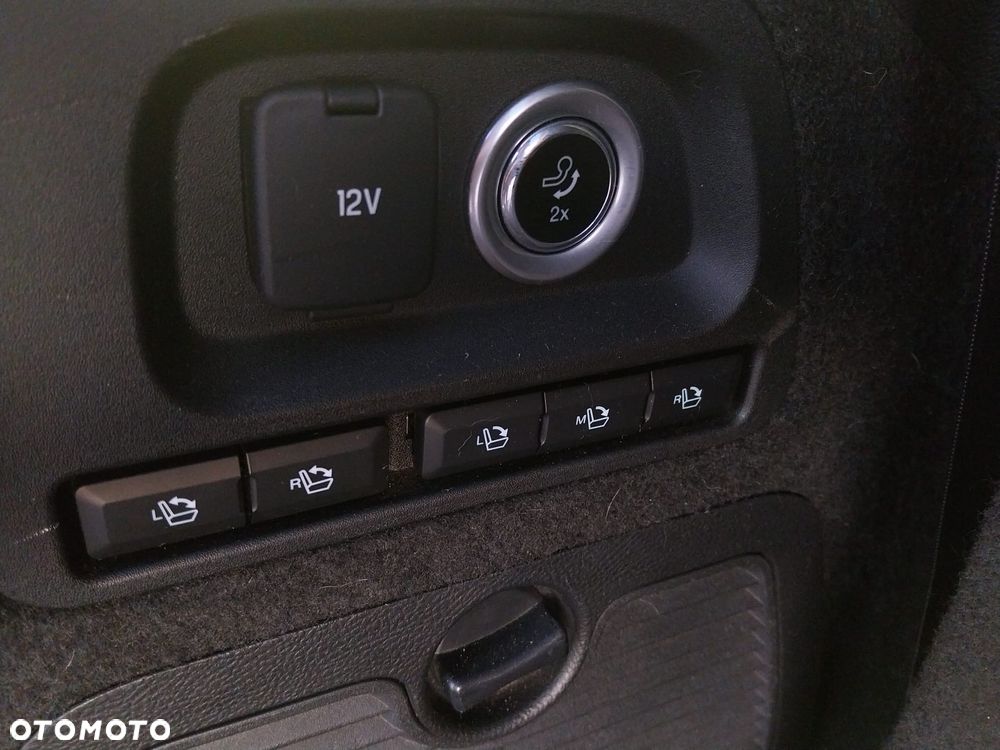 Ford Galaxy 2.0 TDCi 4WD Titanium PowerShift - 27