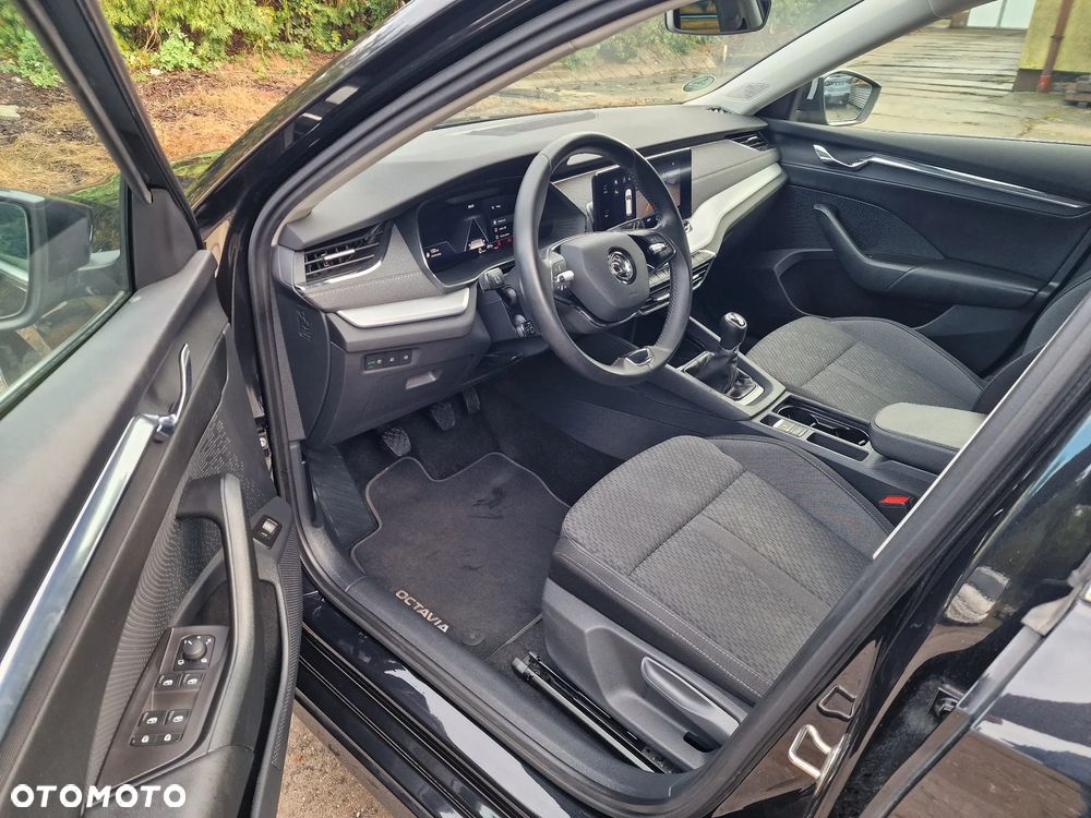 Skoda Octavia 1.5 TSI ACT Style - 26